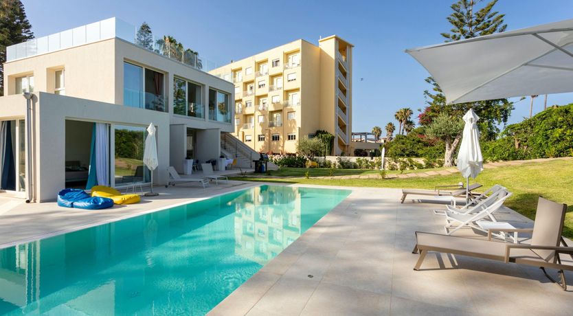 Photo of Noto's Oasis