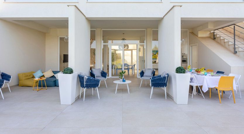 Photo of Noto's Oasis