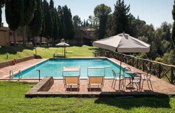 Campanella Rose Holiday Home