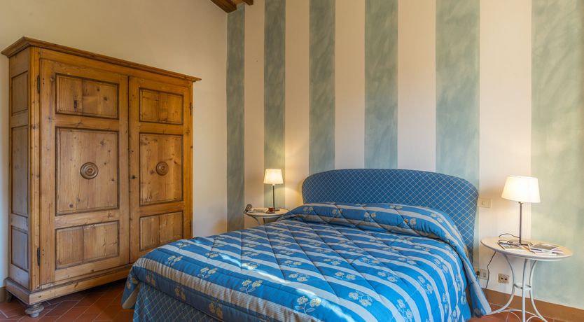 Photo of Campanella Rose