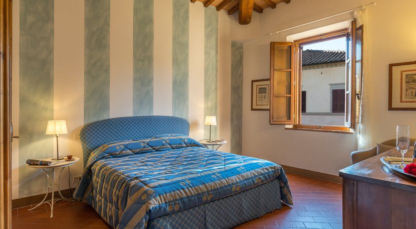 Photo of Campanella Rose