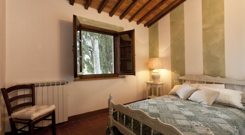 Photo of Campanella Rose