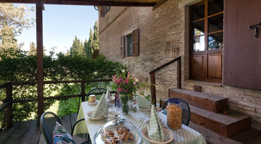 Photo of Campanella Rose