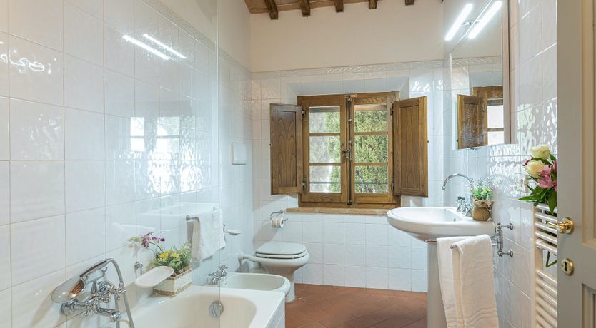 Photo of Campanella Rose