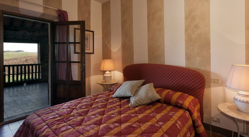 Photo of Campanella Rose