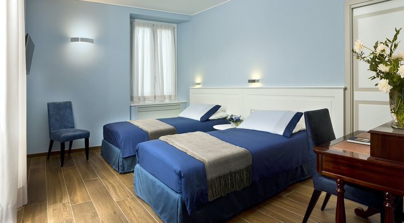 Photo of The Lake's Edge