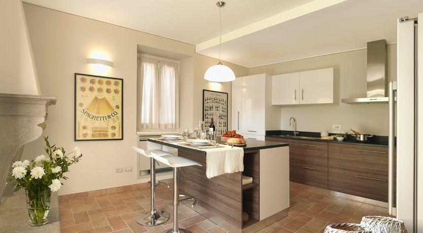 Photo of The Lake's Edge