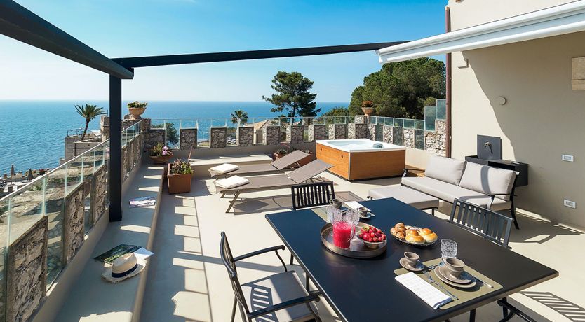 Photo of Mediterranean Sundae