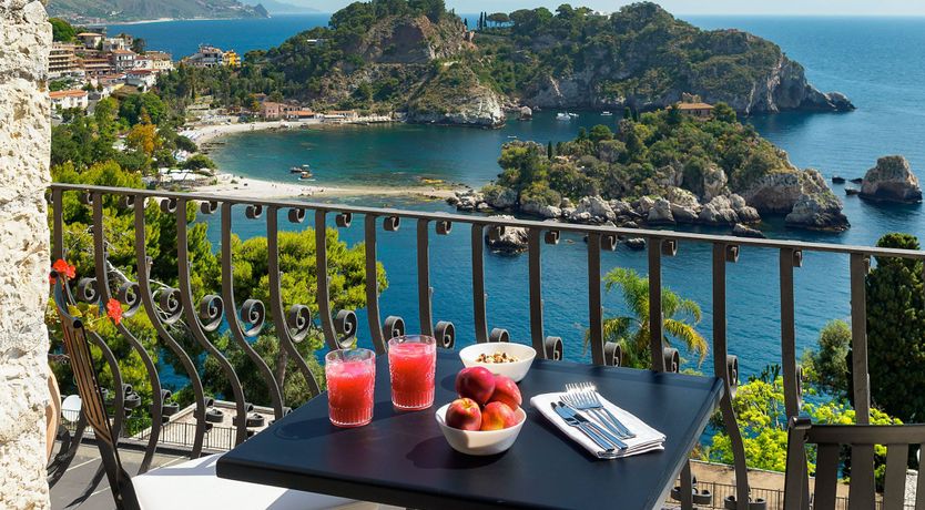 Photo of Mediterranean Sundae