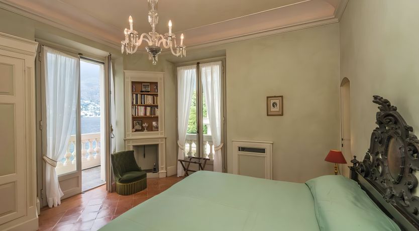 Photo of Lakeside Daydream