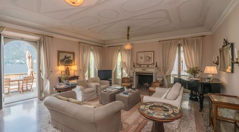 Photo of Lakeside Daydream