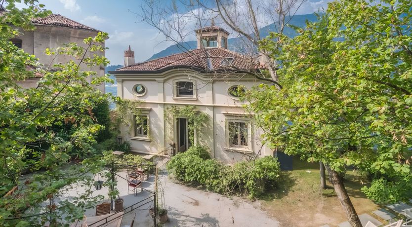 Photo of Lakeside Daydream