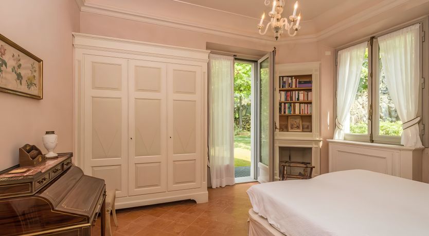 Photo of Lakeside Daydream