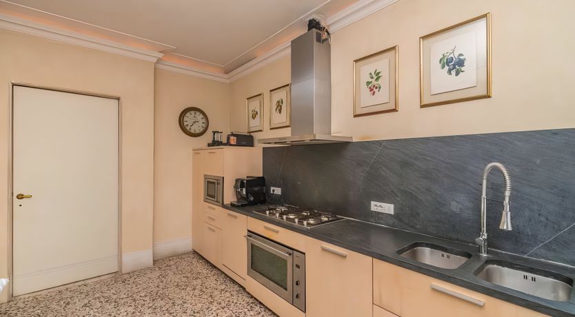 Photo of Lakeside Daydream