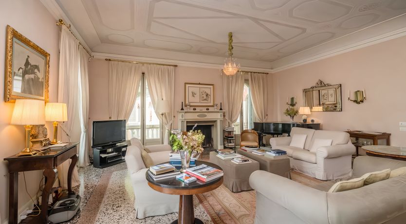 Photo of Lakeside Daydream