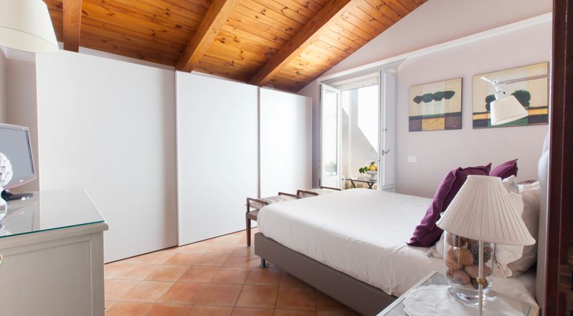 Photo of Sorrento Starlight