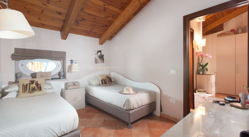 Photo of Sorrento Starlight