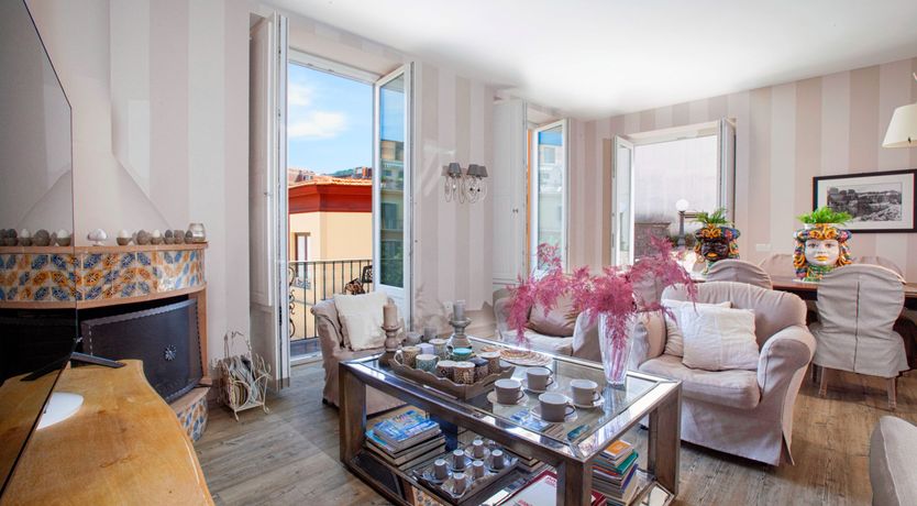 Photo of Sorrento Starlight