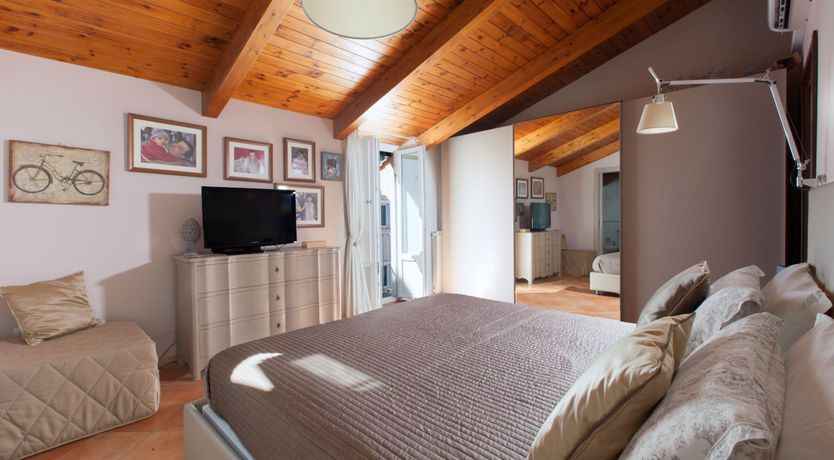 Photo of Sorrento Starlight