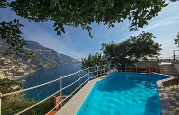 Amalfi Blues Holiday Home