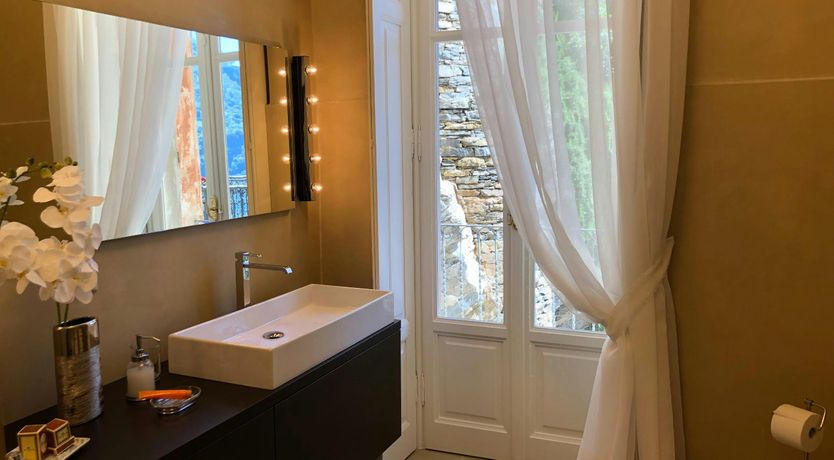 Photo of Lake Shores