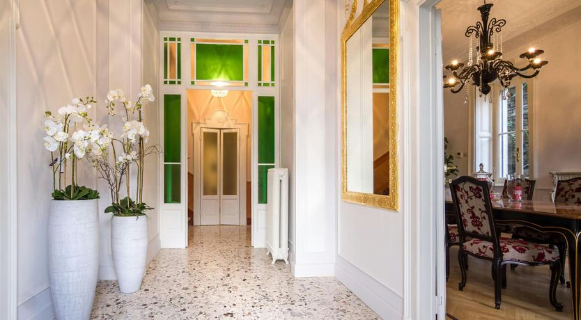 Photo of Lake Shores