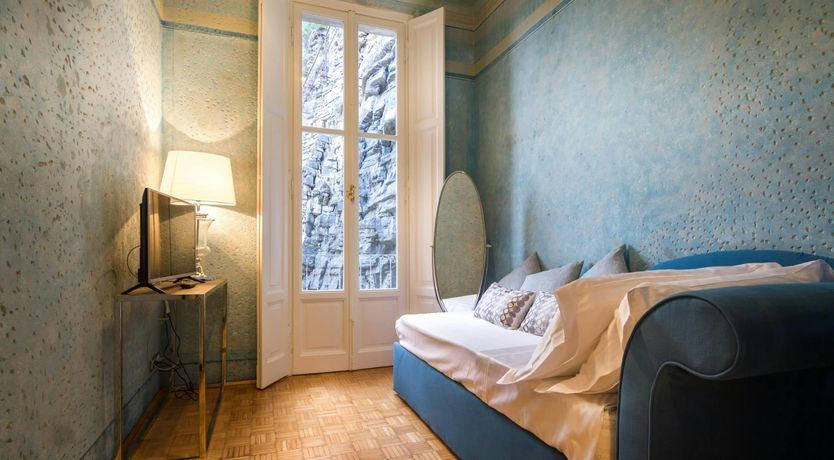 Photo of Lake Shores