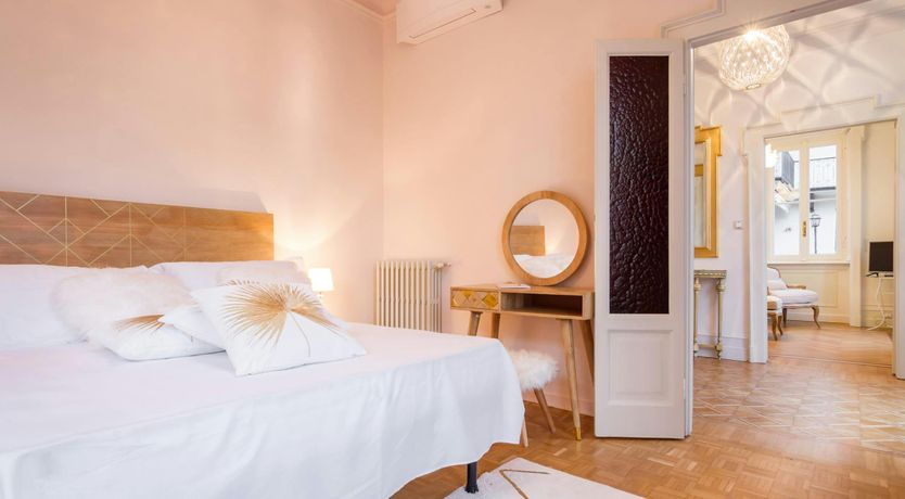 Photo of Lake Shores