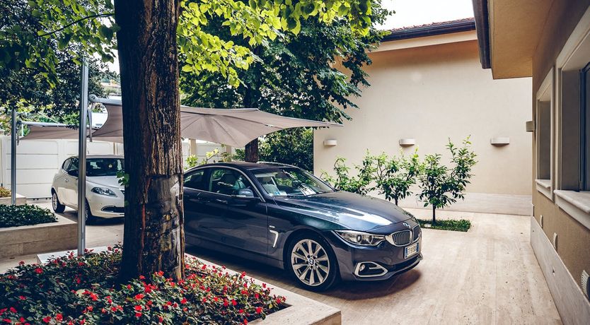 Photo of Peach & Olive