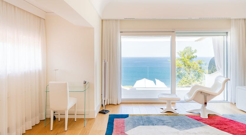 Photo of Peach & Olive