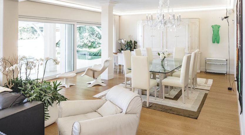 Photo of Peach & Olive