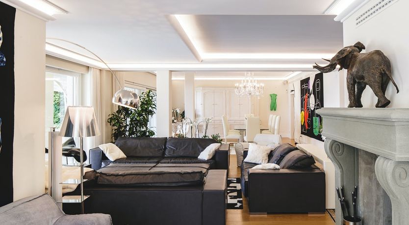 Photo of Peach & Olive