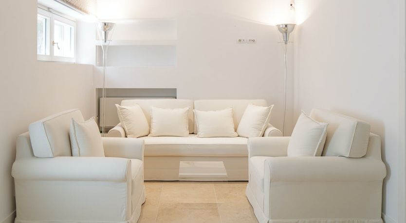 Photo of Peach & Olive