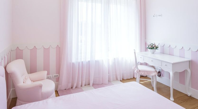 Photo of Peach & Olive