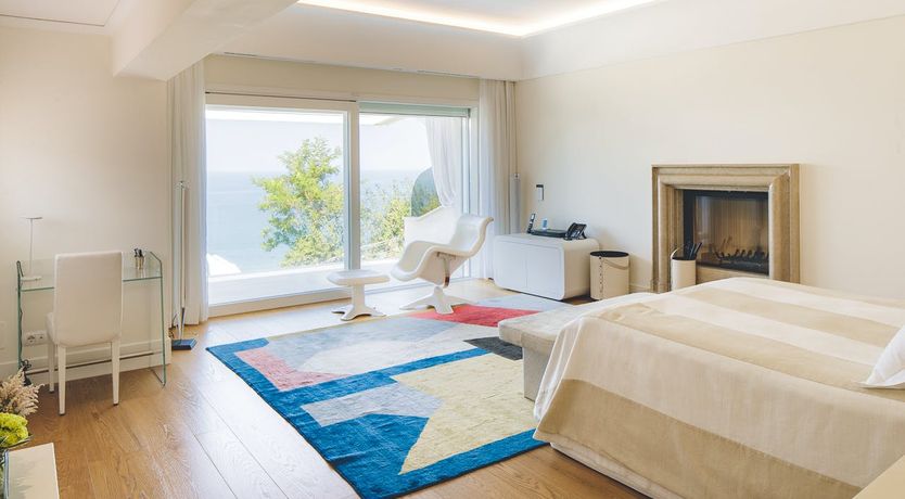 Photo of Peach & Olive