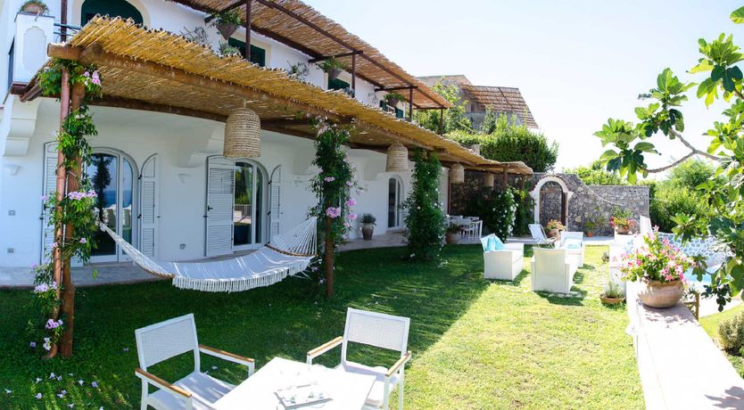 Photo of A Paradise on the Hill