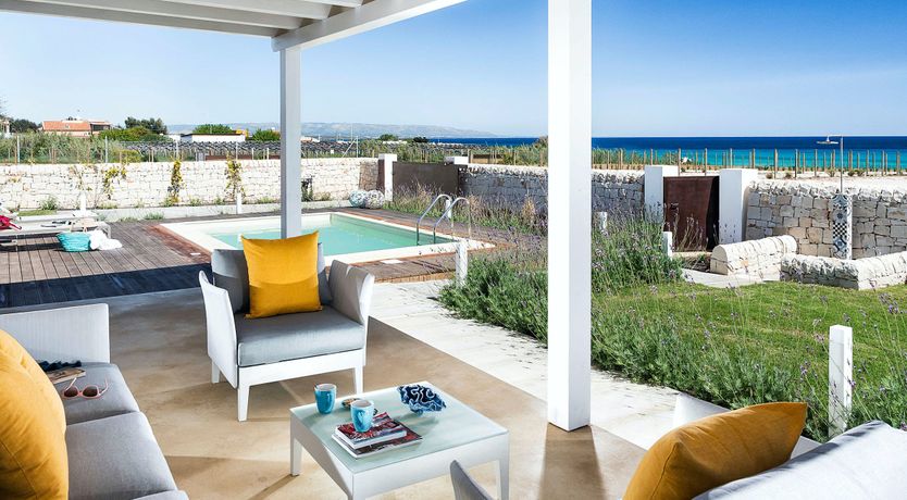 Photo of The Blue Rose