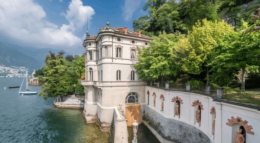 Photo of Romance on the Lake