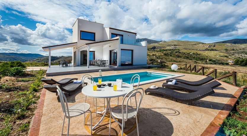 Photo of The Ocean's Song