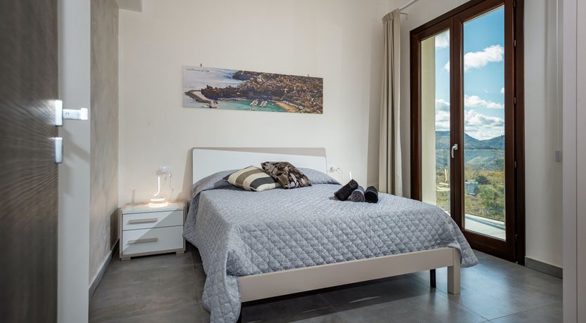 Photo of The Ocean's Song