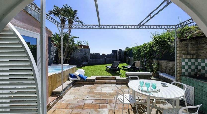 Photo of Coastline Chic