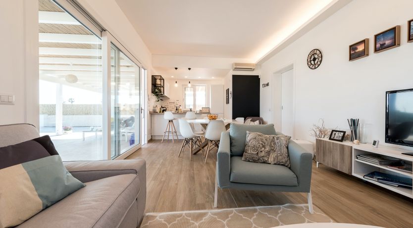 Photo of Green & Clear