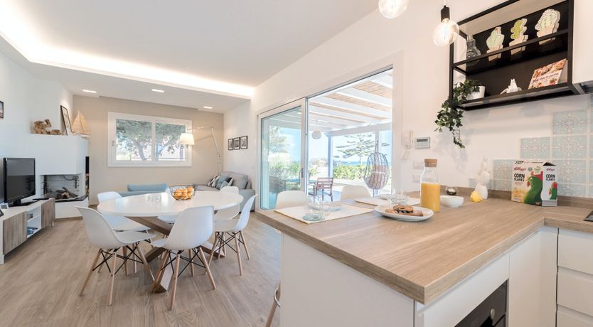 Photo of Green & Clear