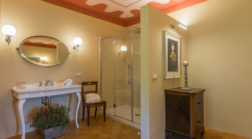 Photo of The Sun Rose