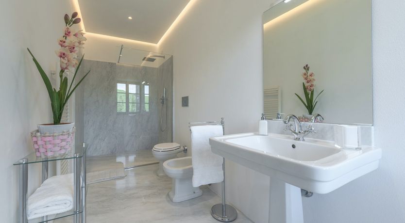 Photo of The Sun Rose