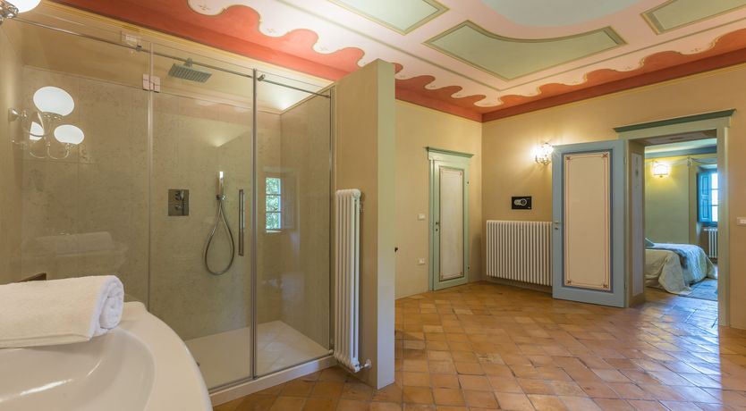 Photo of The Sun Rose