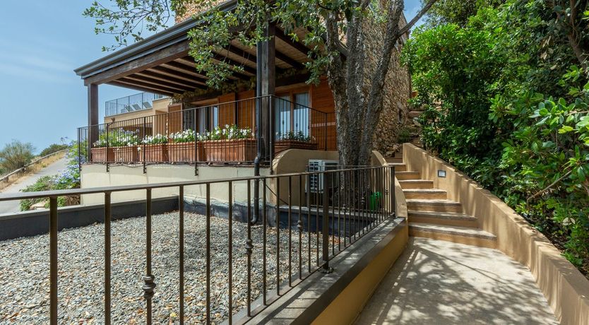 Photo of A Touch Of Marigold