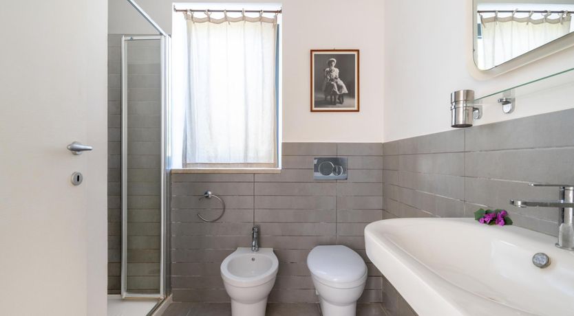 Photo of Lavender & Lemon