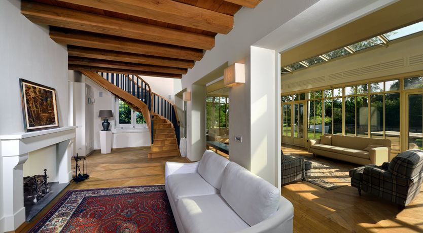 Photo of The Olive Leaf