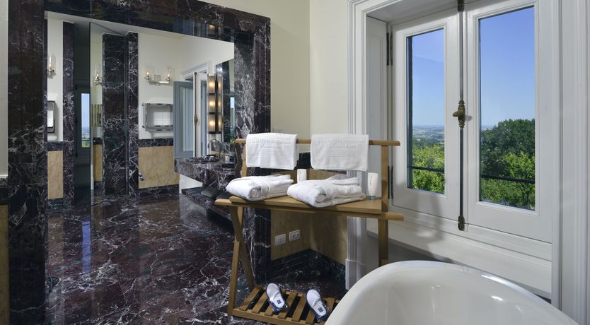 Photo of The Olive Leaf